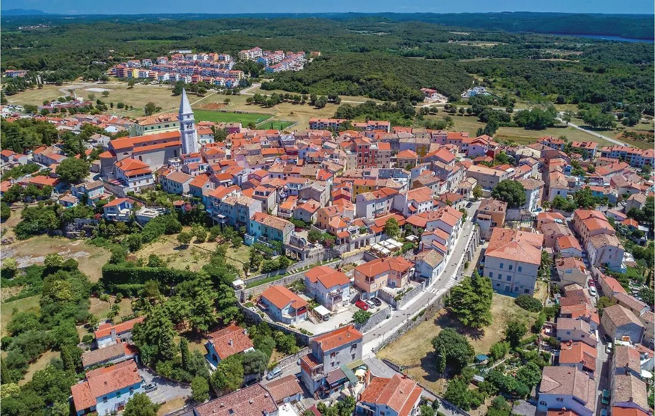 Holiday home 1 Bedroom Stunning Home In Funtana Croatia